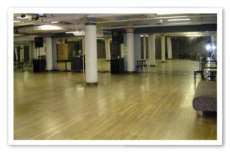 Rehearsal Space NY|Space available for audition space in NY rentals and ideal for dance rehearsal space NYC , film and photo shoot space NYC, NYC play reading space and rehearsal space, small meeting space in NYC, singing and acting lessons, and audition space rentals in NYC. Located at Dance Manhattan Studios Chelsea.