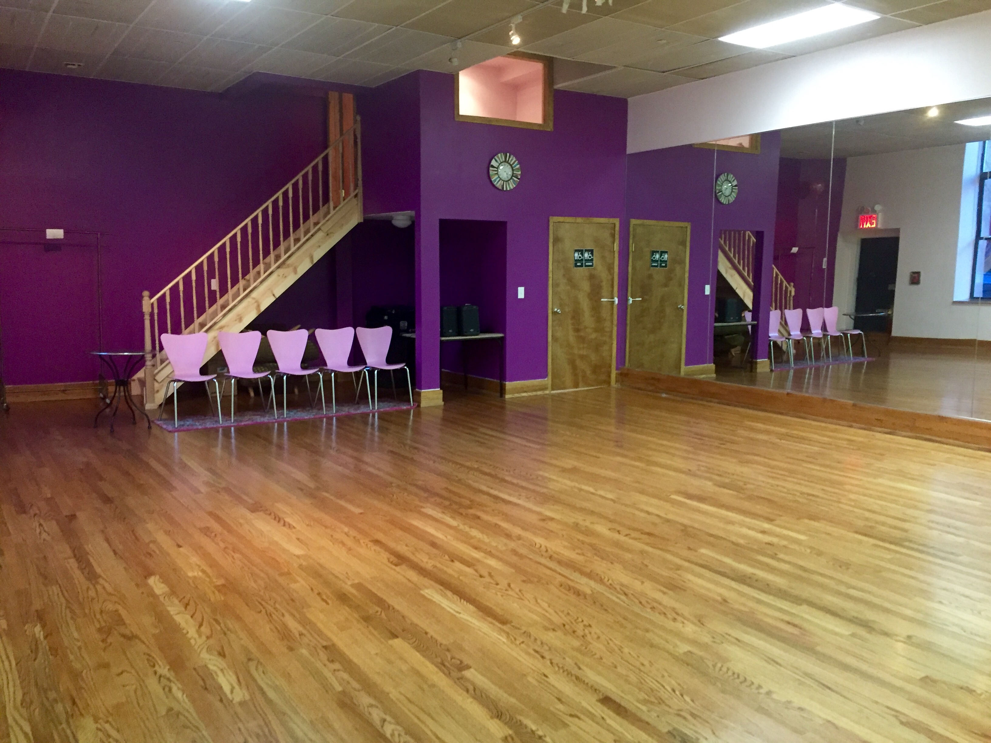 Dance Studio Rental Space NYC for Auditions & Rehearsals in Manhattan - Dance Manhattan Studio 2nd Floor